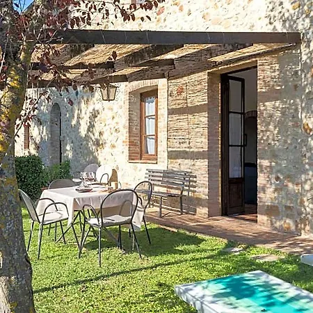Le Rocche Di Valiano Aparthotel